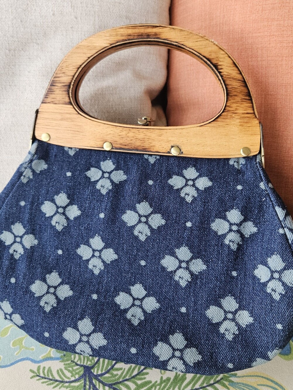 PATRICIA NASH Denim Floral Wood-Handle Tote Bag - Blue
